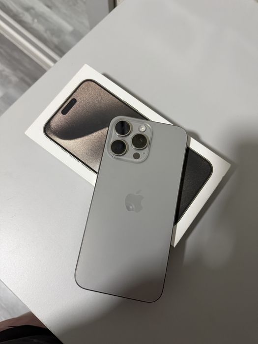 Продам телефон iphone 15 про макс