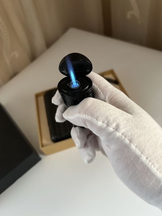 Луксозен Guevara комплект за пури – карбон, калъф, запалка и резачка