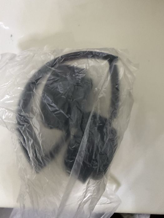 Чисти нови слушалки wireless