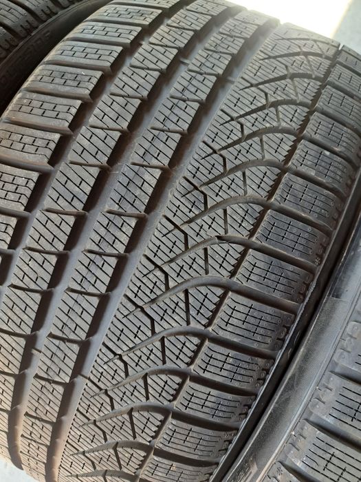4 anvelope M+S 285 30 r22 Pirelli