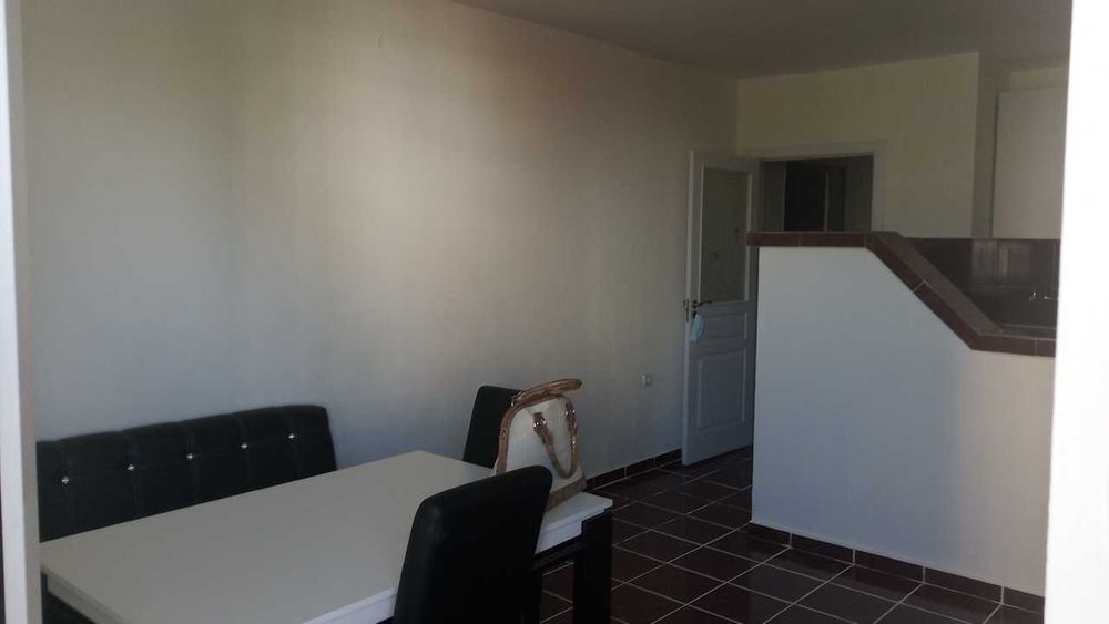 Дава се под наем Двустаен апартамент в София, Зона Б-18 - 65 кв.м за 459 € - Снимка #2