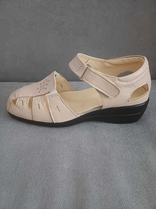 Дамски сандали, №36, цвят бежов