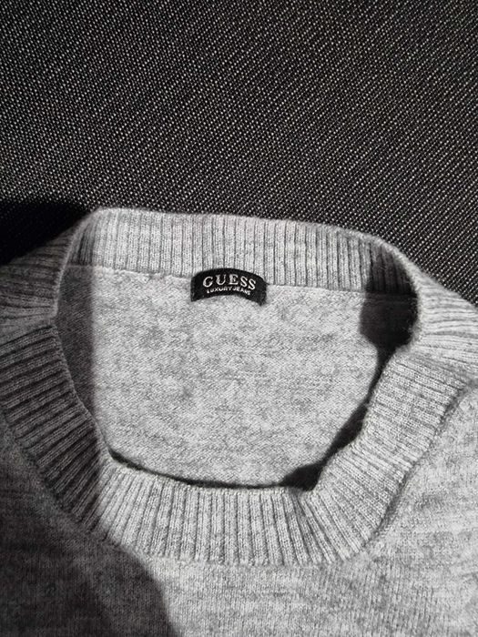 Пуловер Guess размер L