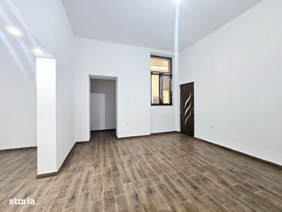 Apartament 3 camere cu centrală, parter – zonă centrală — fotografia 3