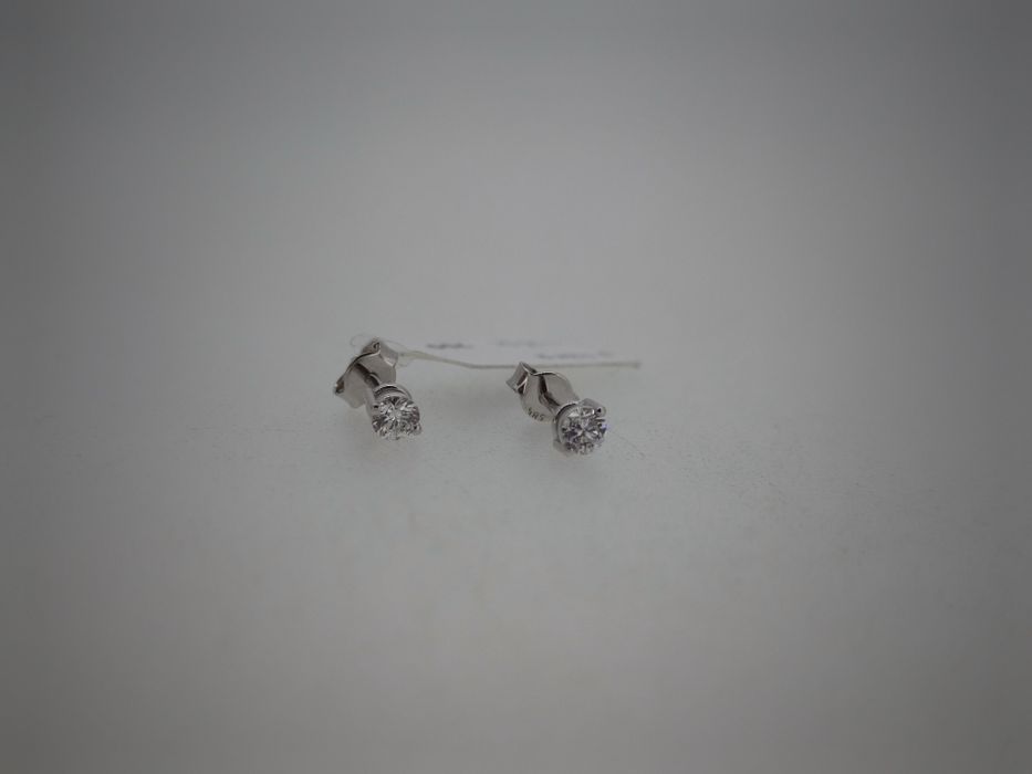Cercei Solitaire cu diamante naturale 0.23ct F Și (r)