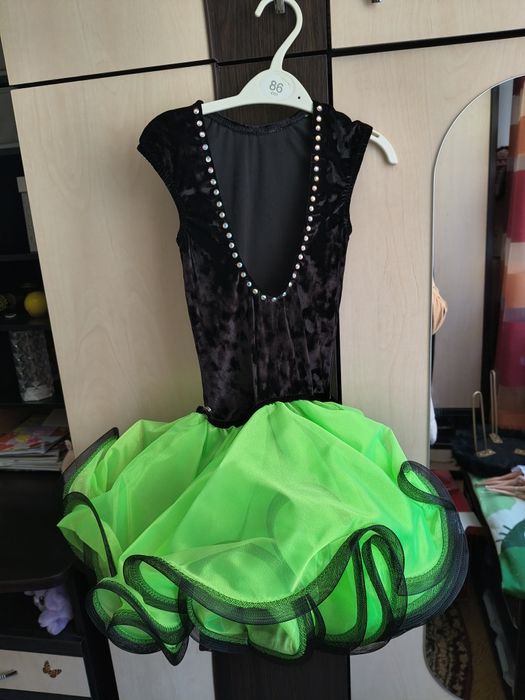 Rochie dans sportiv 6-7 ani