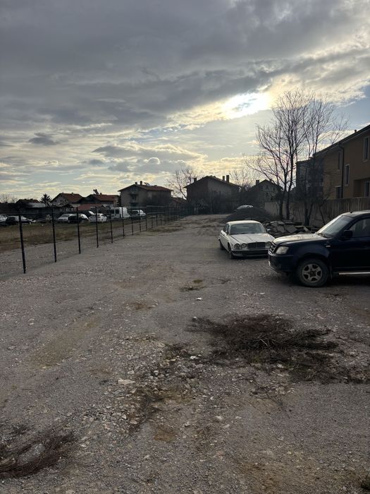 Парко местта Суходол под наем