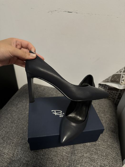 Срочно продам туфли