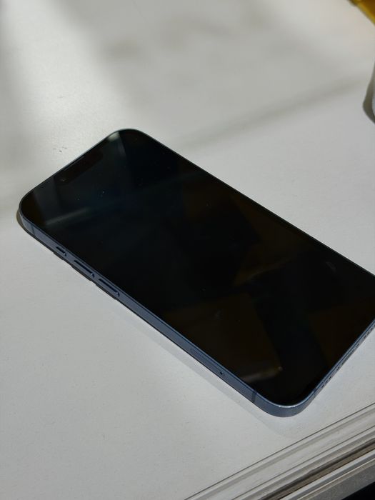 iPhone 13  Medina Smart