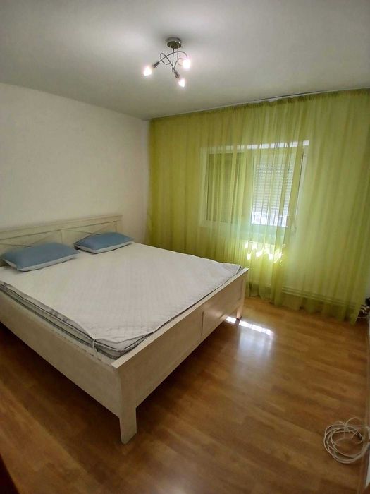 Apartament 2 camere, zona Buzăului.