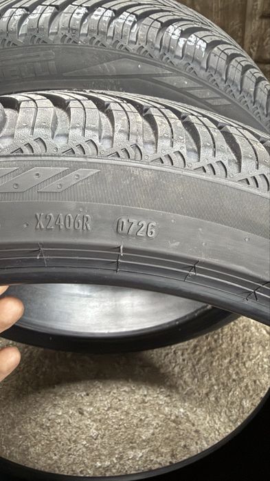 Гуми Пирели 225/40/R19 чисто нови!!