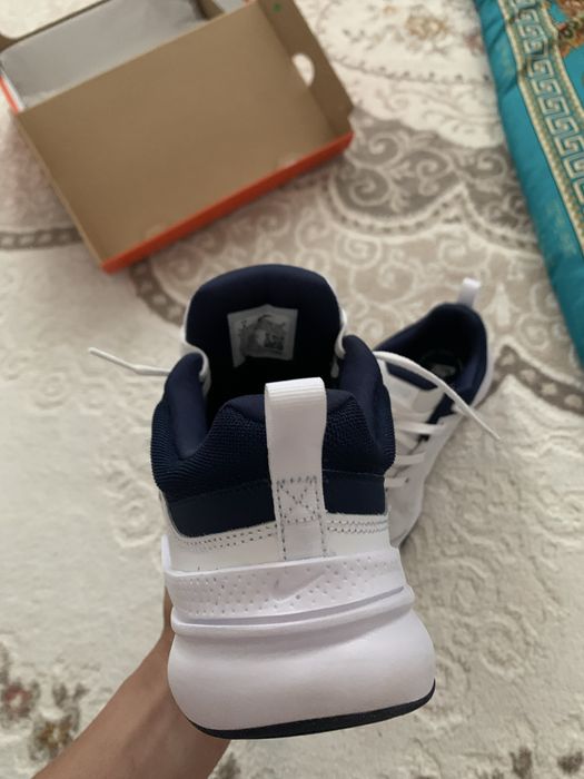 Nike кроссовка оригинал