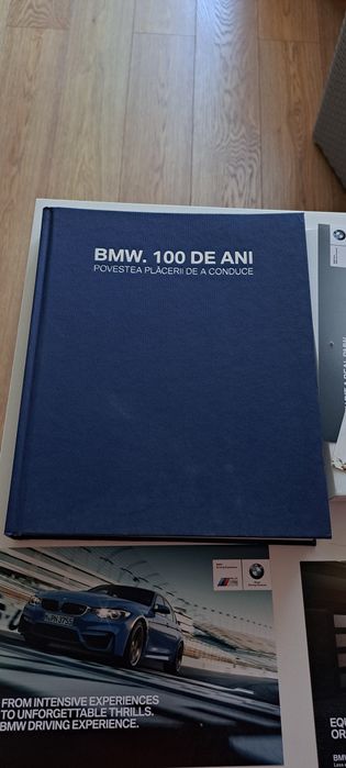 Carte ,,BMW, 100 DE ANI "