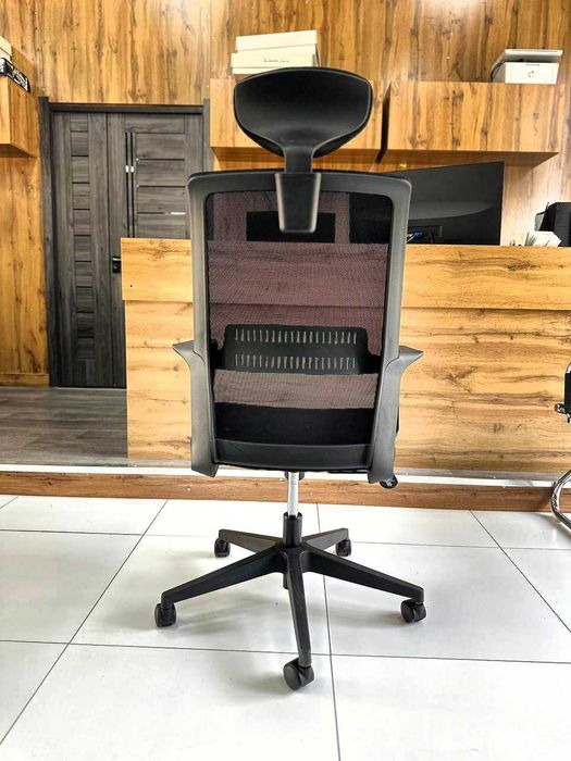 Кресло для офиса и дома - TOMAR