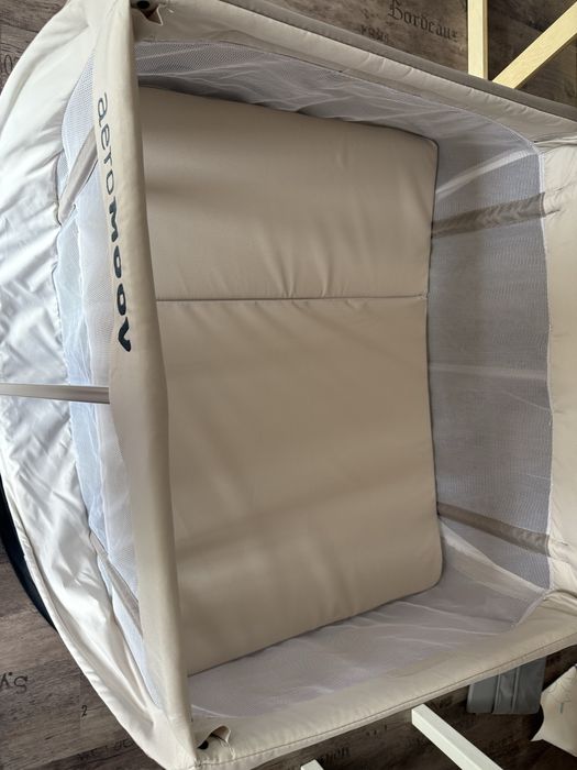 Кошара AeroMoov AeroSleep + арка с играчки