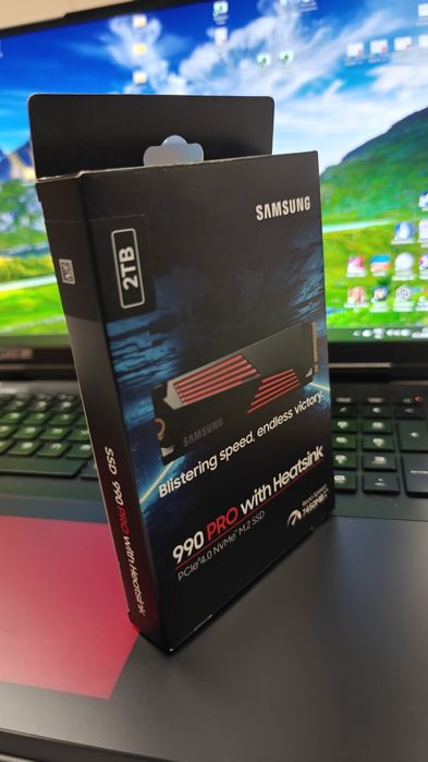 ЧИСТО НОВ Samsung 990 PRO Вместимост 2TB – Най-бързият SSD на паза
