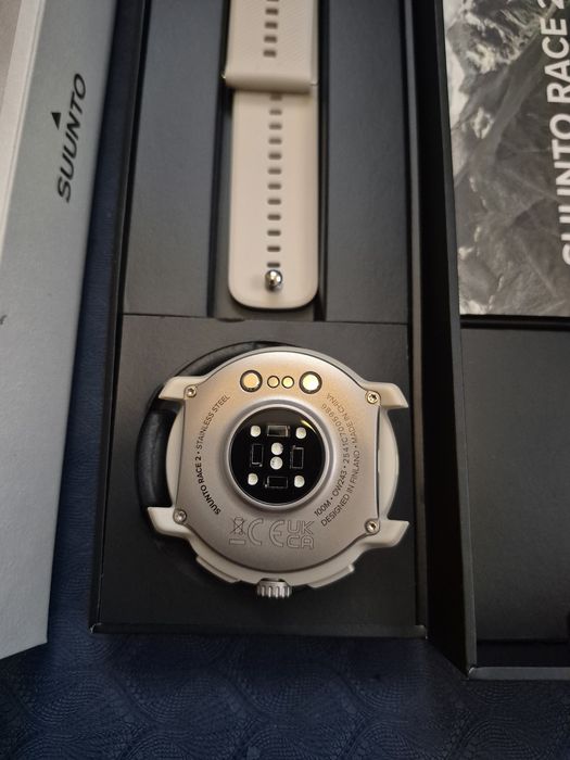 Спортивные часы SUUNTO RACE 2