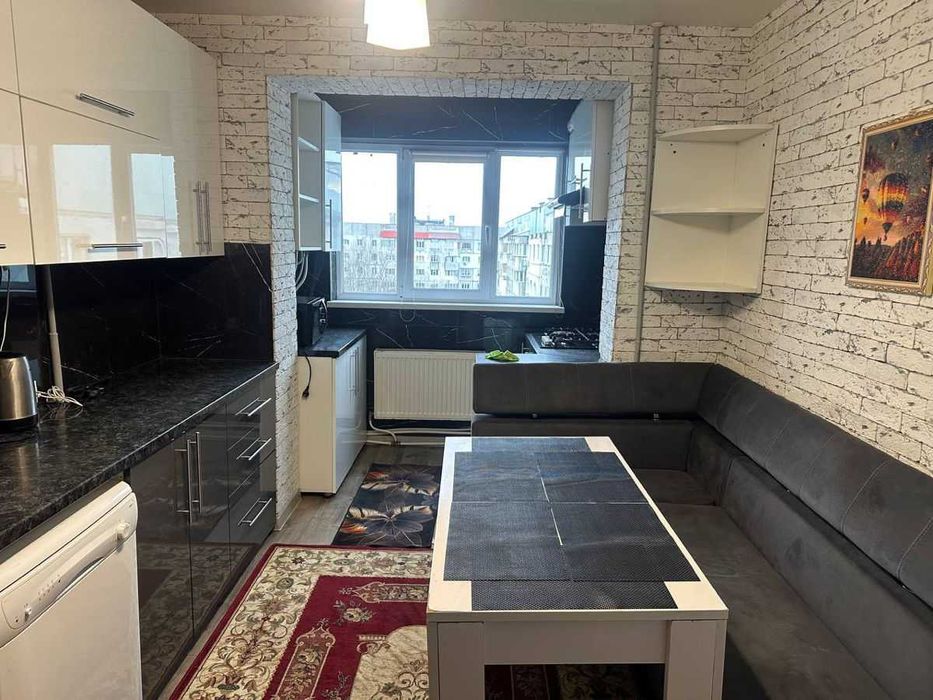 Дава се под наем Двустаен апартамент в София, Люлин 6 - 70 кв.м за 350 € - Снимка #2