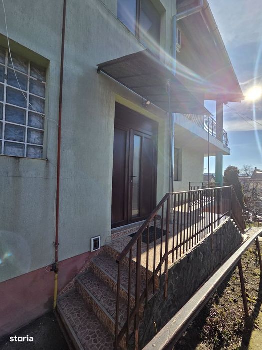 Inchiriez apartament 3 camere Dambul Rotund