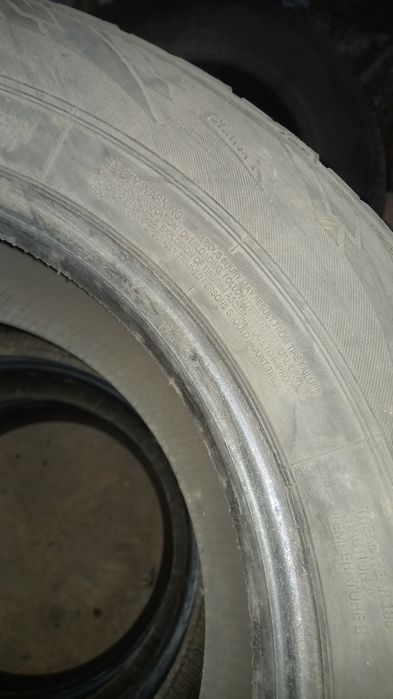 Продам шины шипованные б/у