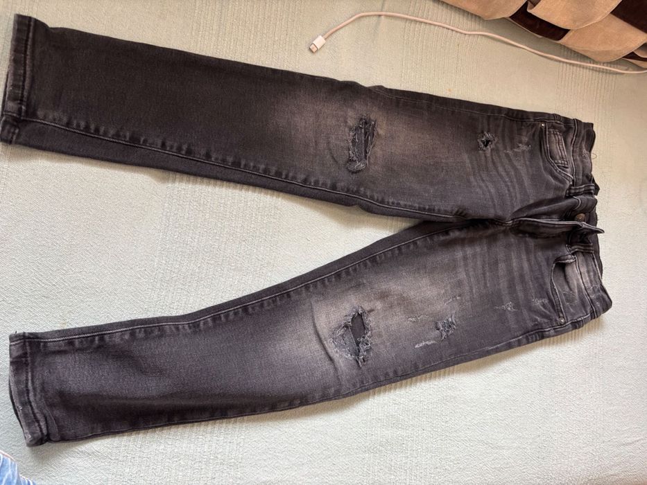 Дънки и долнища за момче