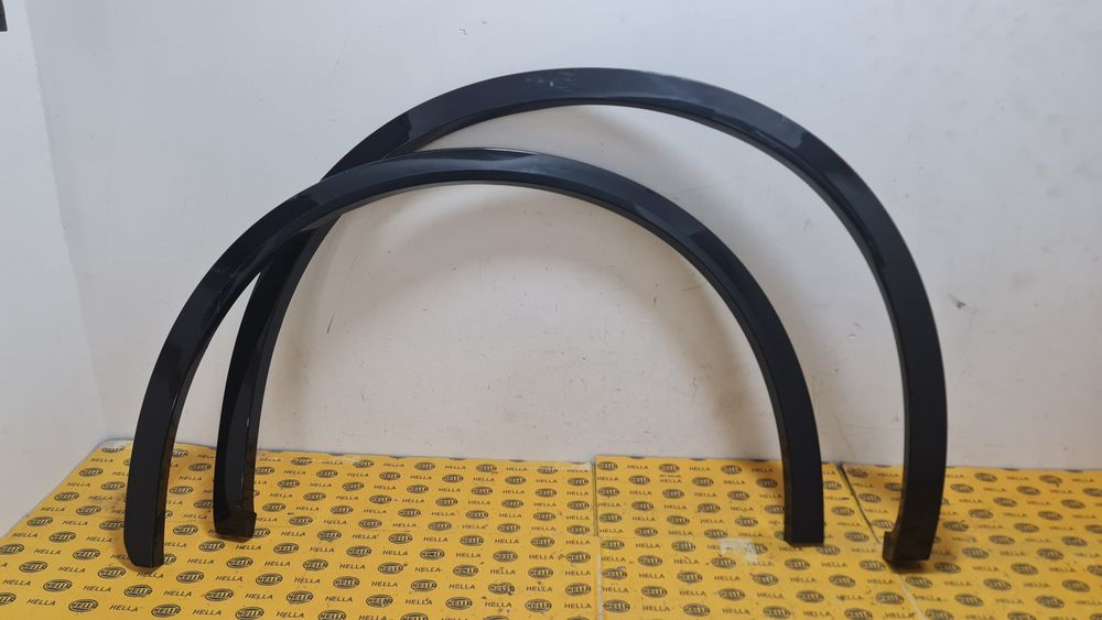 Bandou ornament overfender aripa stanga fata spate Maserati  Grecale 670