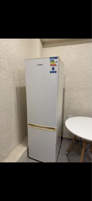 продам холодильник и морозтльник