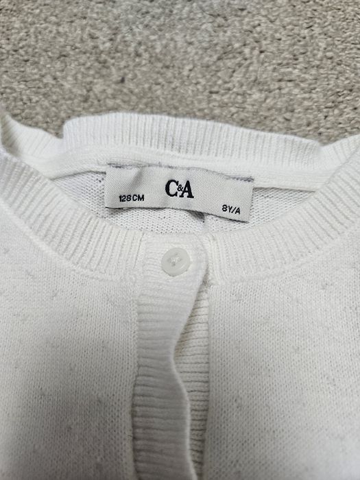 Set 2 pulovere fete H&M mărimea 128 – alb & galben, stare bună