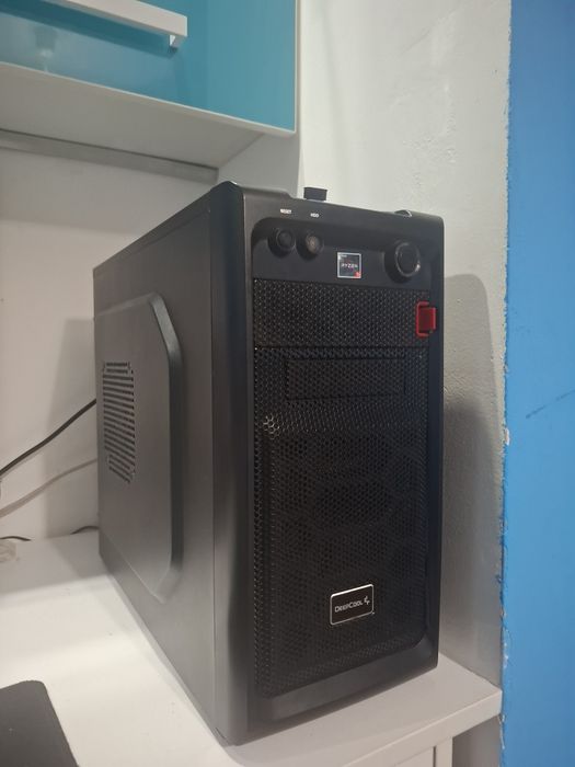 Геймърски компютър ryzen 5 3600 | RX 6600xt | 16 gb RAM