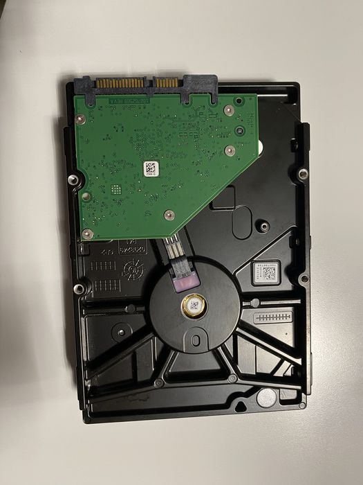 Vand HDD Baracuda de 2TB !