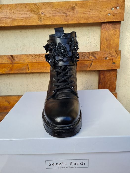 Дамски боти от естествена кожа Sergio Bardi