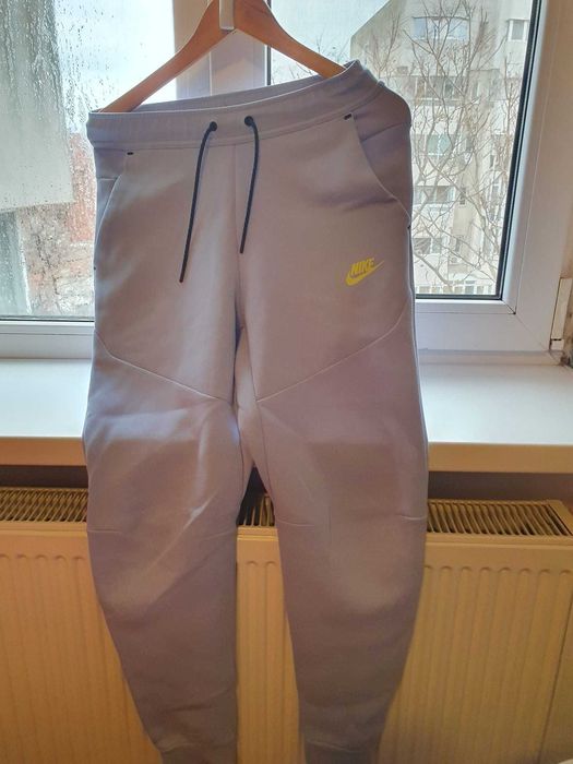 Pantaloni Nike, originali, noi fara eticheta, mar XS, albastru, bleu