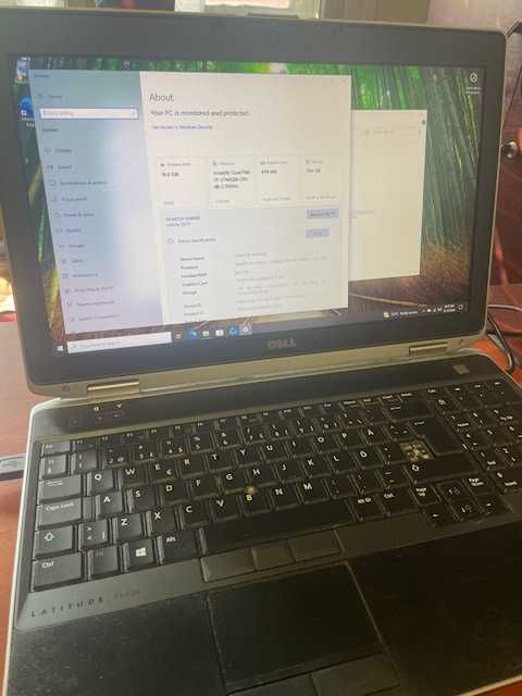 Vand Laptop DELL Latitude E6530 I7, 16 RAM, functional, 250 lei
