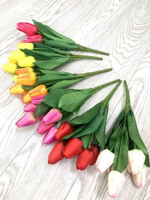 Искусственные тюльпаны