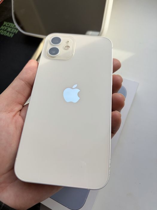 Продам iPhone 12, 128