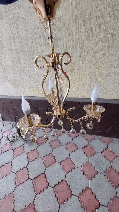 Продам люстра люстры