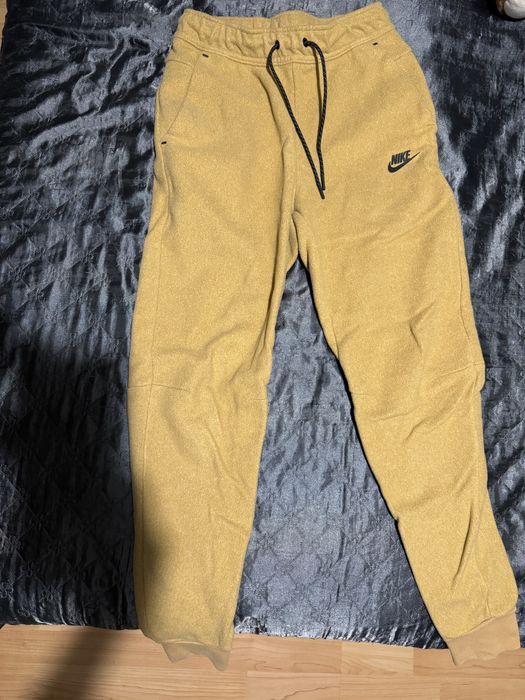 Долнище найк тек