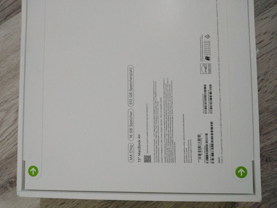 MacBook Air 13 16GB 512 GB sigilat