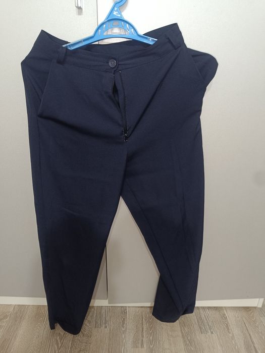 Продам вещи школьные для девочки