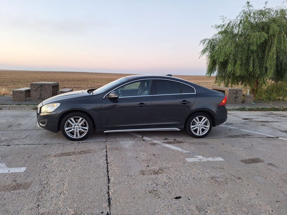 Vând Volvo S60 D5