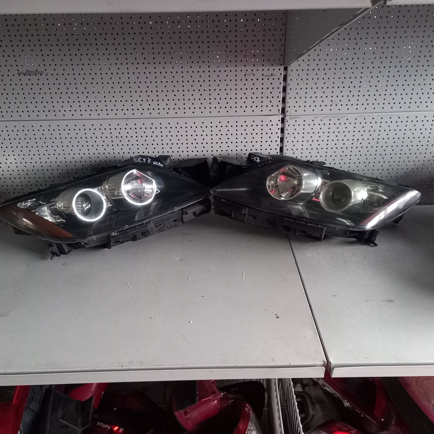 Фарове Mazda CX7 гр. Перник Хумни дол • OLX.bg