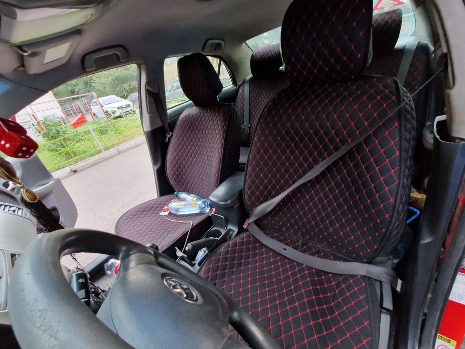 Тайота каролла автомобиль машина