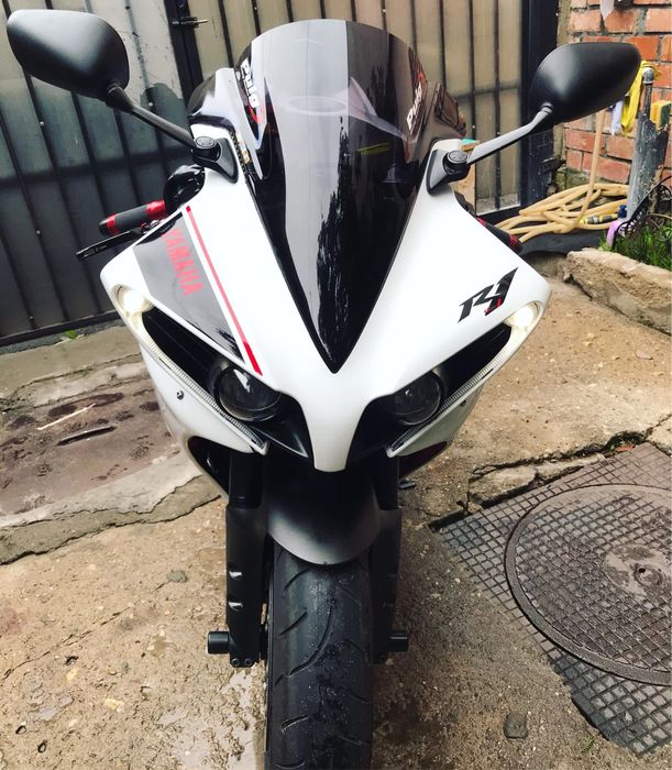 Yamaha r1 crossplane 2014 (bigbang)
