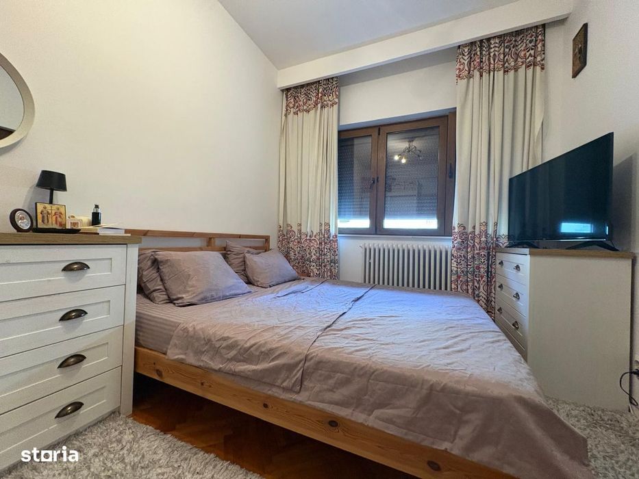 Piata Romana, 2 camere, centrala de bloc