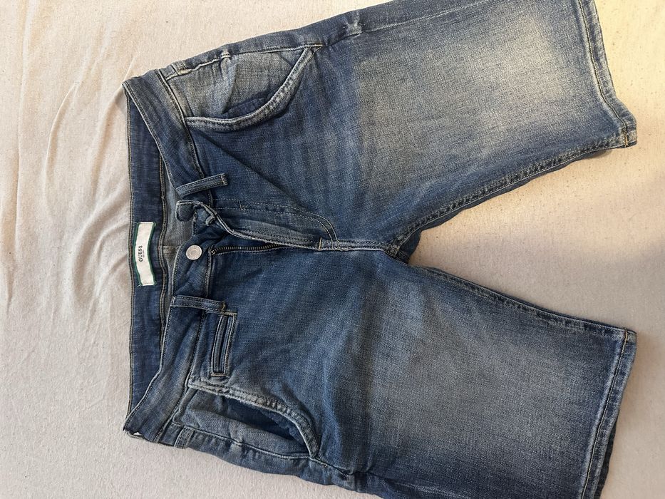 Blugi scurti guess