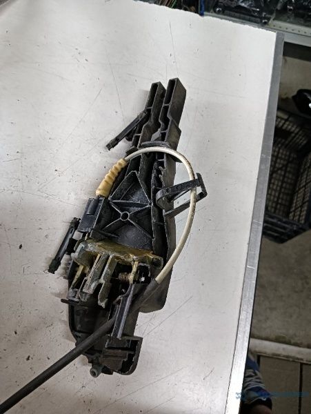 Maner/Suport Exterior Portiera Fata Dreapta Spate Bmw X5 Ii E70 2006 -