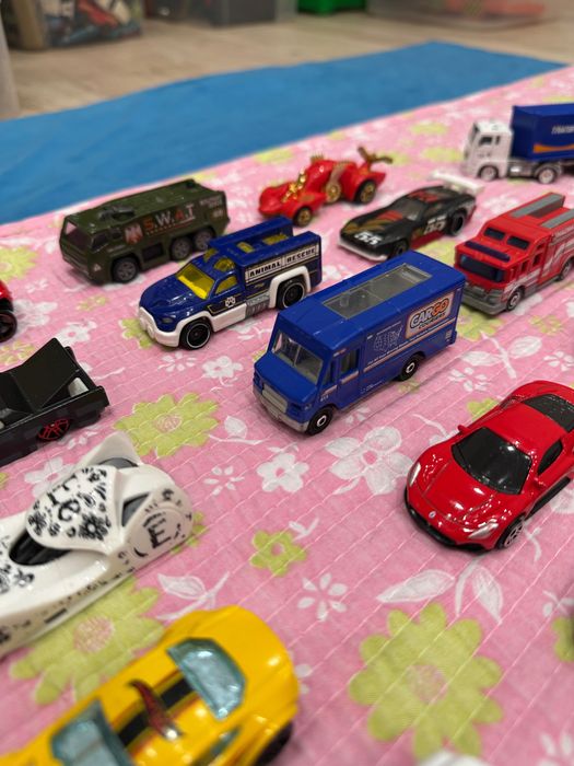 Машинки для мальчиков