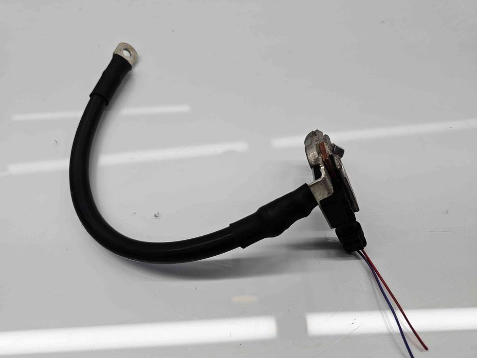 Borna baterie (-)  AUDI A6 (4G2, C7) [Fabr 2012-2017] 8T0915181