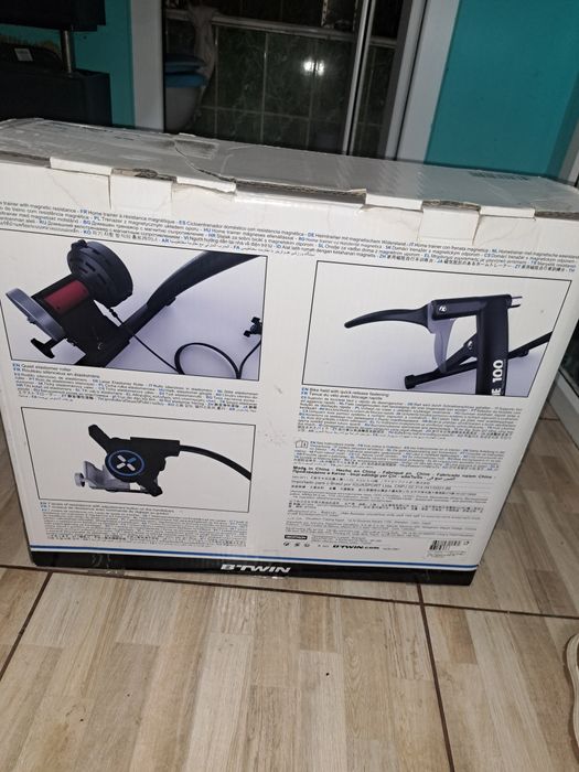 Vand stand bicicleta antrenament acasa magnetic.