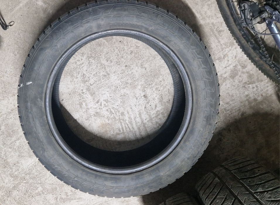 Шины зимние 235/55/R19